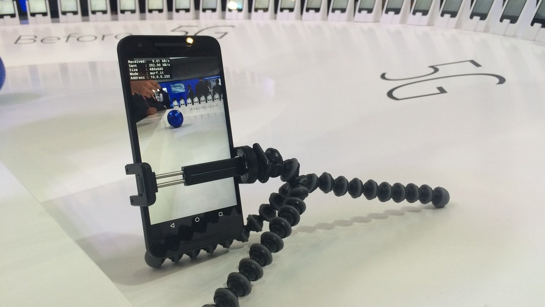 Sì alle alleanze tra operatori per il 5G