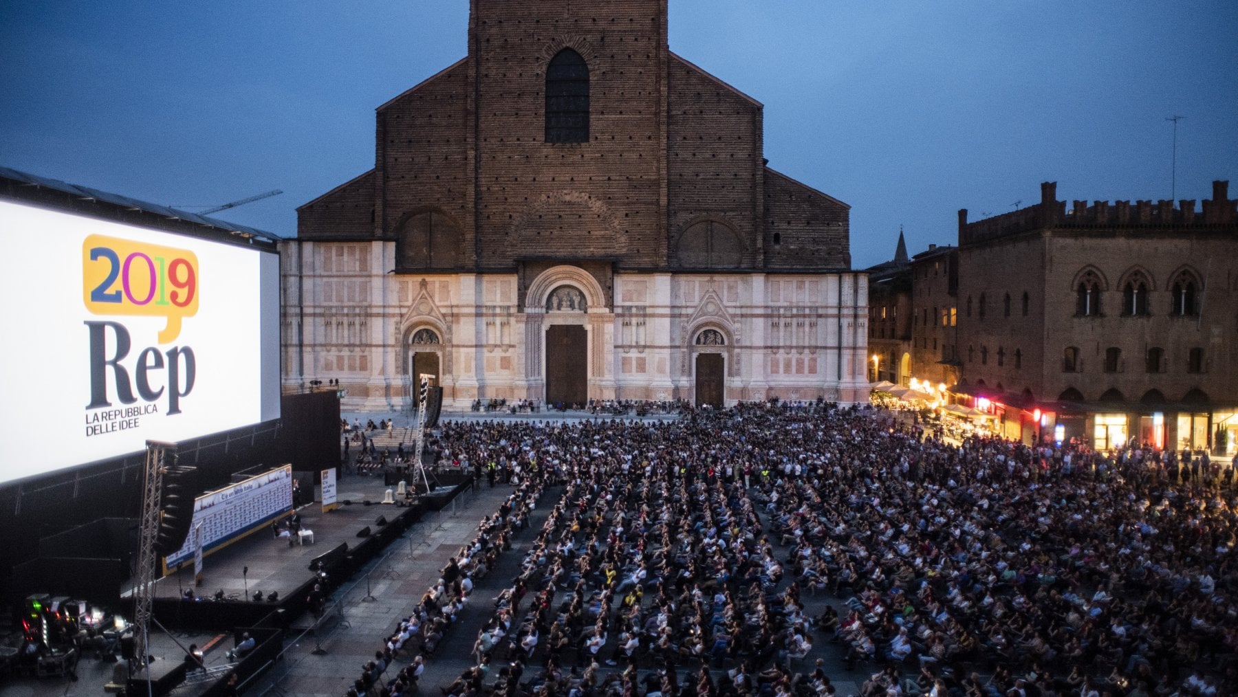 Restituire un futuro al Paese