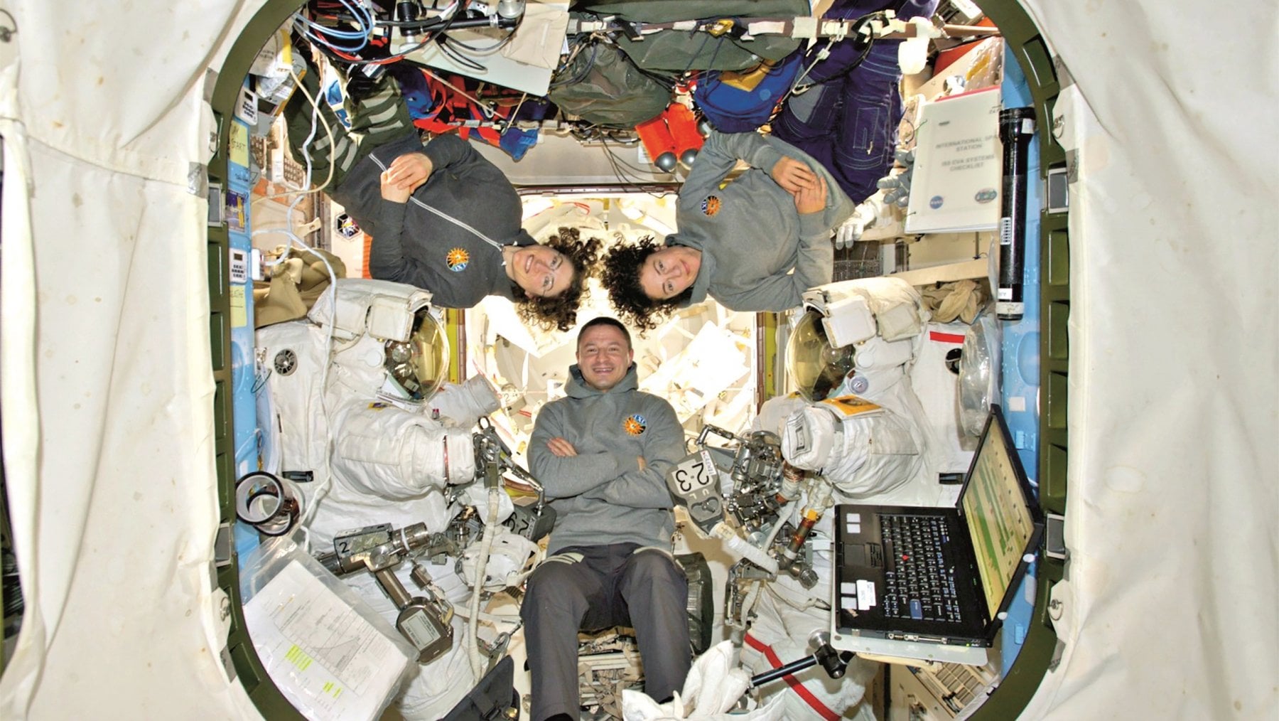 Le due astronaute Christina Kock Jessica Meir
