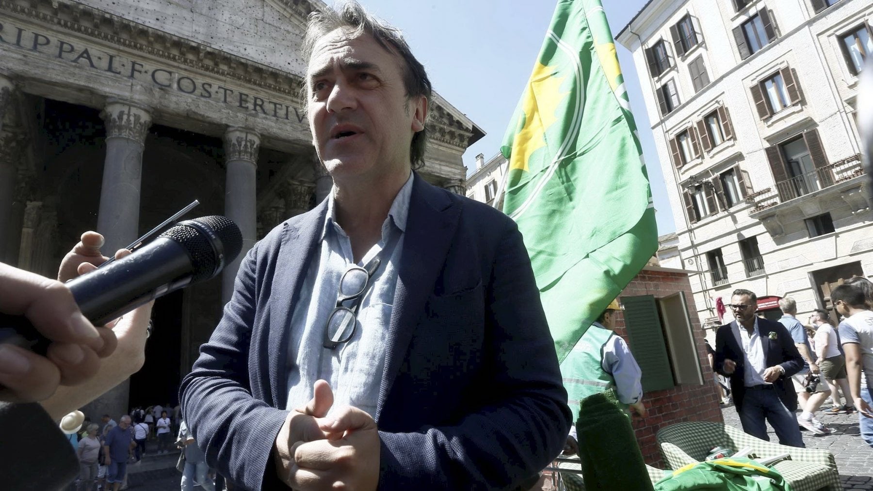 Manovra, Angelo Bonelli: “Inutile quella plastic tax senza una vera strategia ambientale”
