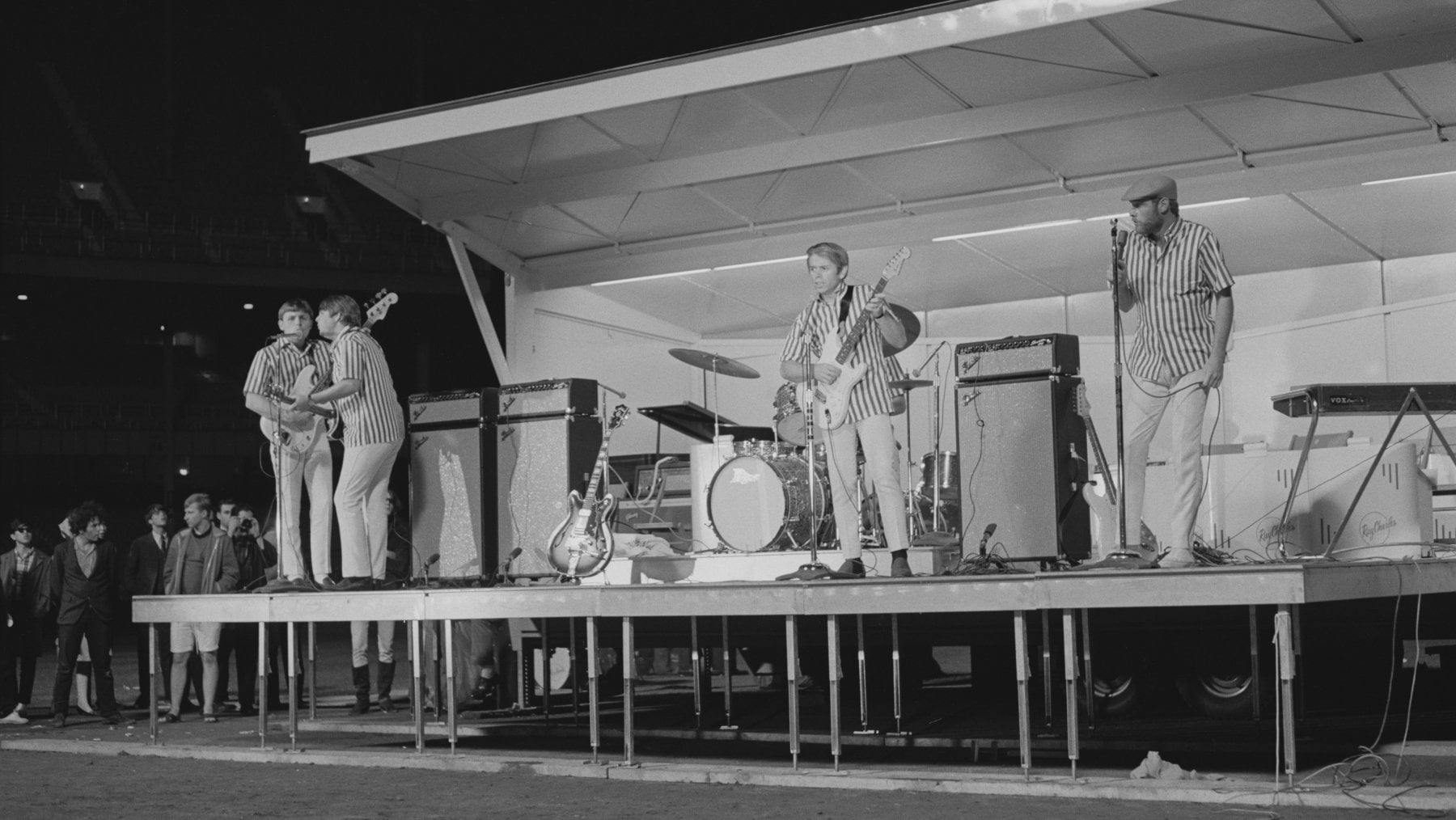 I Beach Boys al Yankee Stadium di New York nel 1966