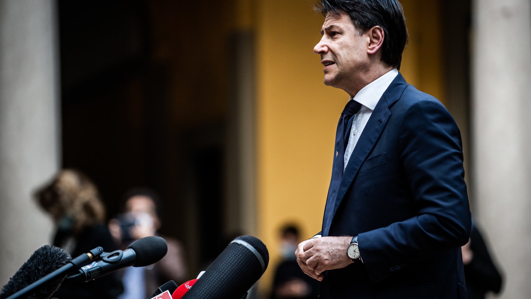 Il Presidente del Consiglio, Giuseppe Conte, in Prefettura a Milano