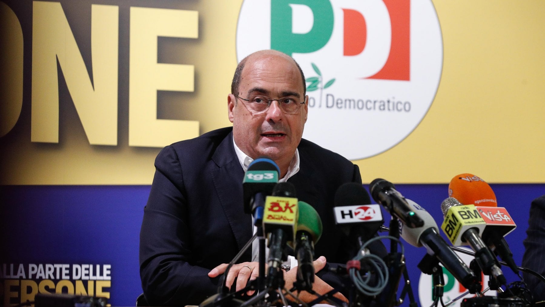 Sindaco Roma Sindaco Roma, addio intesa. Il Pd riparte da zero. Calenda: ora deve ...