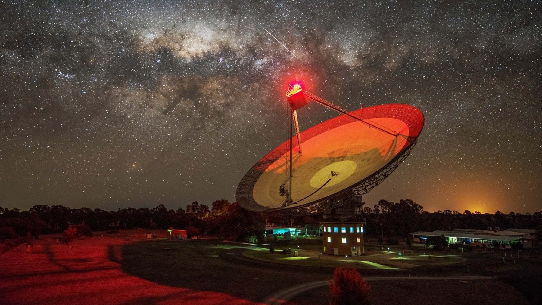 Fa pensare agli alieni quel segnale misterioso che viene dallo spazio
