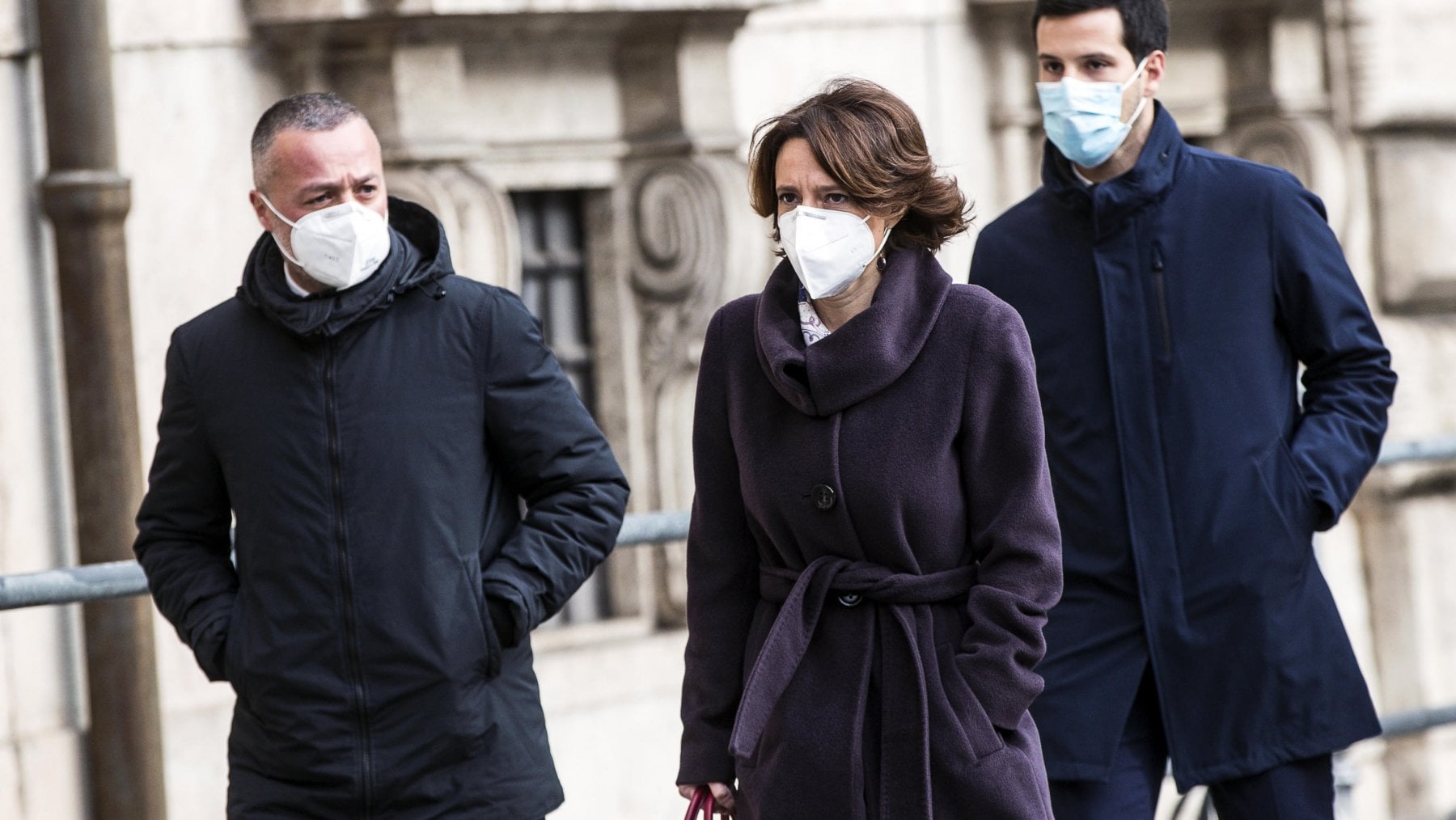 La ministra delle Pari Opportunit&agrave; Elena Bonetti a palazzo Chigi per il vertice con il presidente del Consiglio sul Recovery