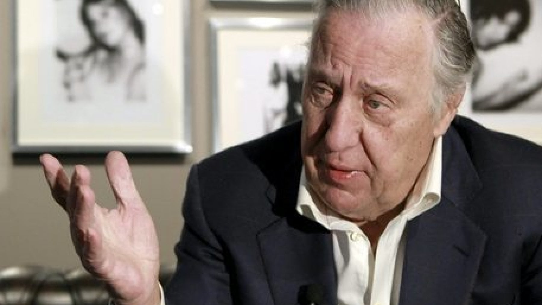 Forsyth: “Gli 007 di Mosca più aggressivi che ai tempi della Guerra fredda”