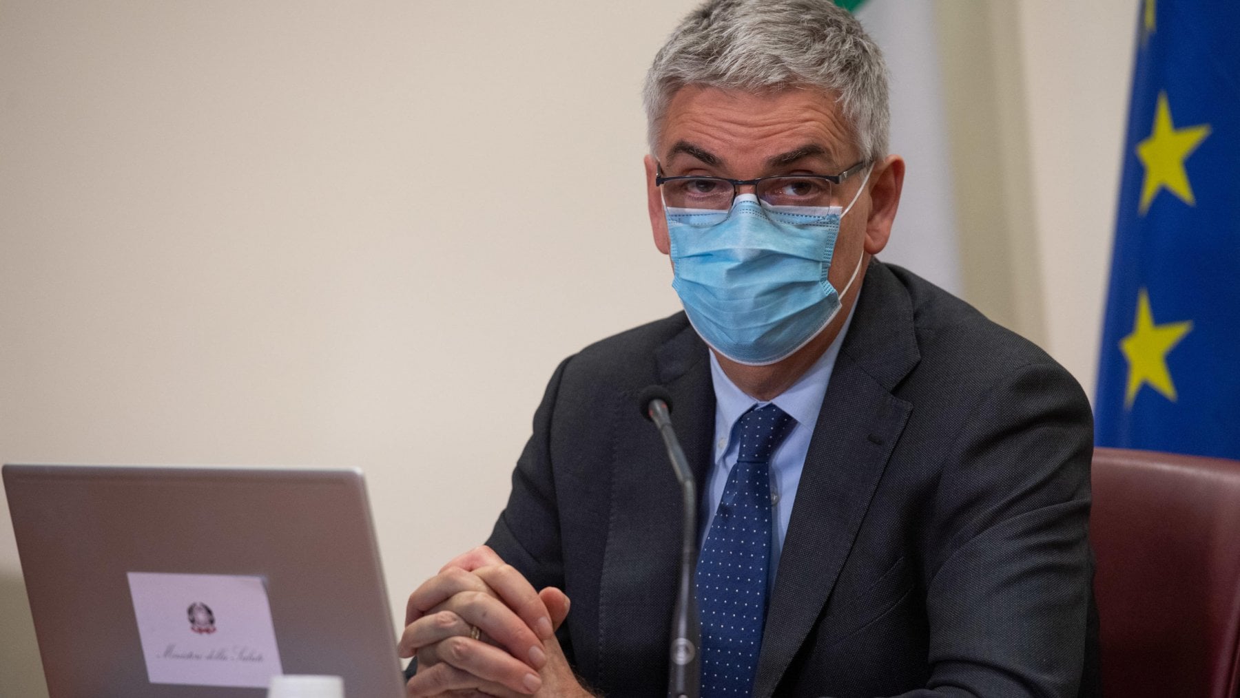 Covid, Brusaferro: "Teniamo duro e anche grazie ai vaccini l’estate potrà essere diversa"