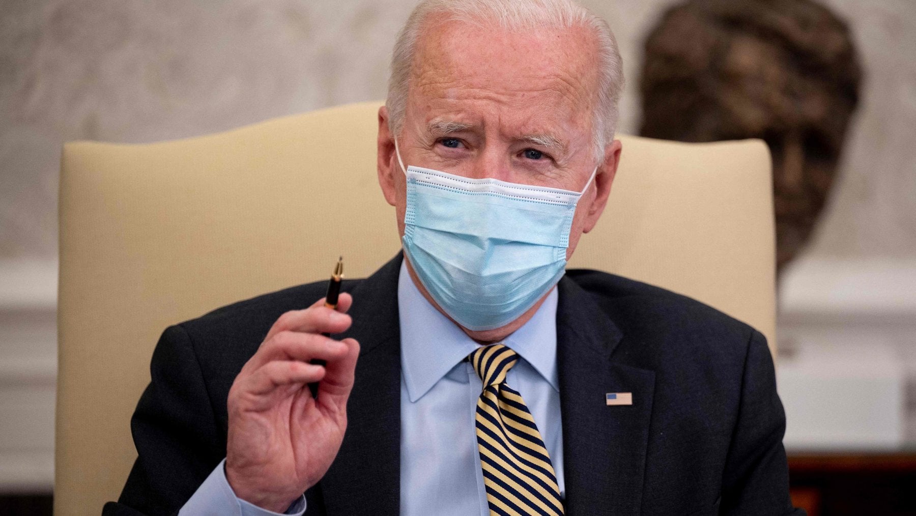 Biden alla guerra dei semiconduttori 