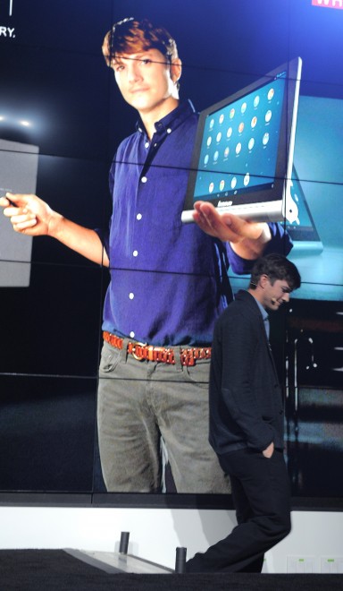 Ashton Kutcher, da Steve Jobs a Lenovo