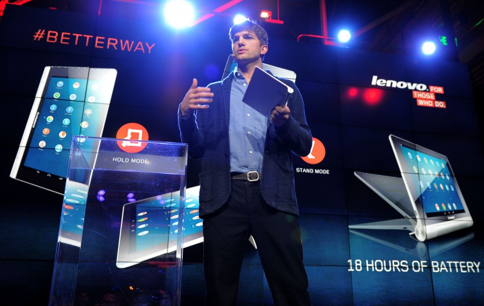 Ashton Kutcher, da Steve Jobs a Lenovo