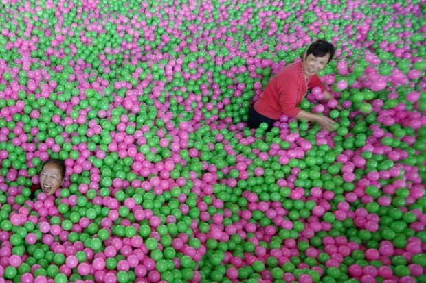 Un tuffo "colorato" contro il tumore al seno