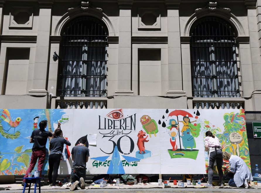 A Buenos Aires un murales per Greenpeace