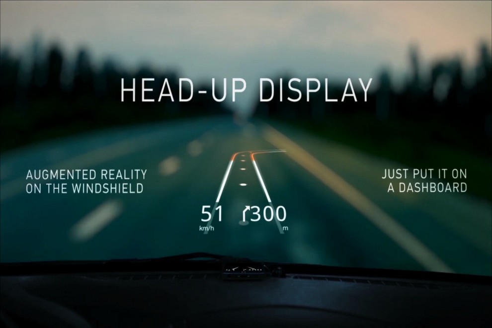 Hudway, lo smartphone proietta info sul parabrezza