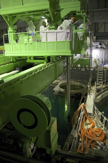 Fukushima, via alla rimozione delle barre di combustibile