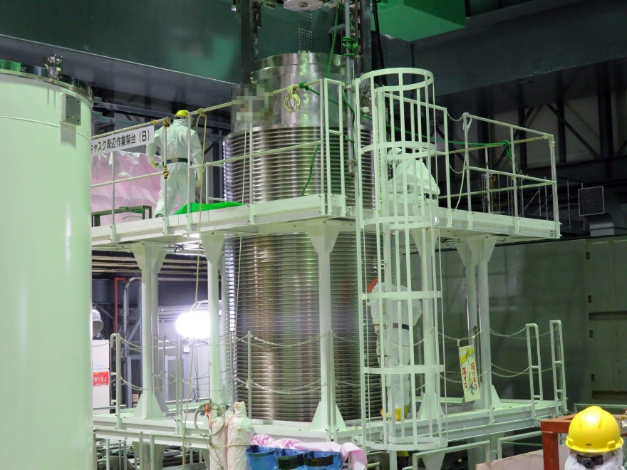 Fukushima, via alla rimozione delle barre di combustibile