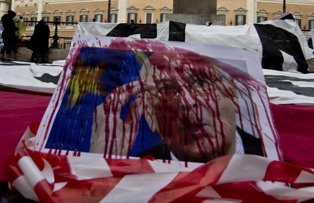 Stamina, manifestanti tentano irruzione a Montecitorio&nbsp;