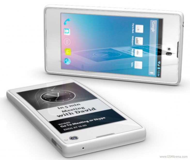 YotaPhone, lo smartphone che viene dalla Russia