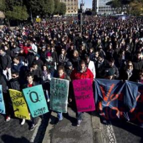 "Generazione sdraiata? No, siamo solo furiosi"
