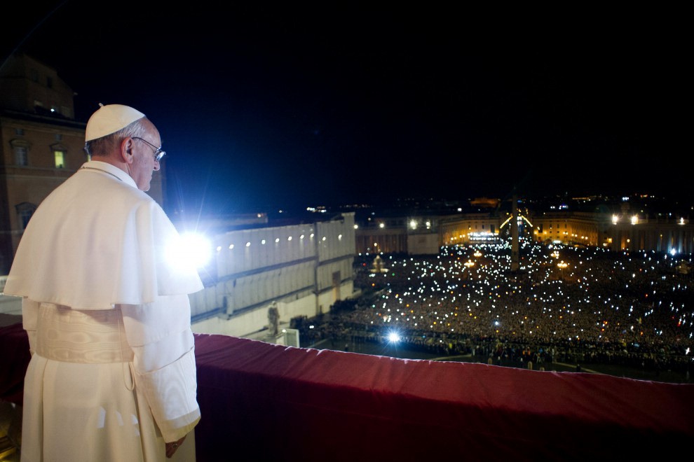Facebook, da Papa Francesco al Royal baby: le tendenze 2013