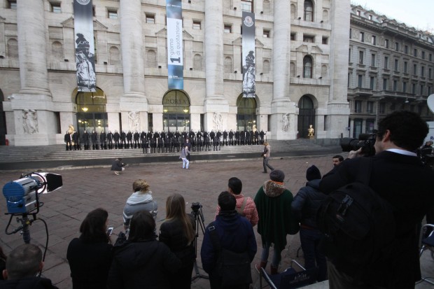 Moncler, il debutto-show a Piazza Affari - la Repubblica