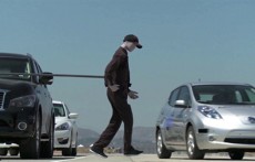 Nissan “Autonomous Drive”, la macchina va da sola …