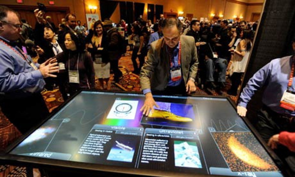 Schermi curvi per tutti al Ces 2014 di Las Vegas. E anche la grigliata "intelligente"