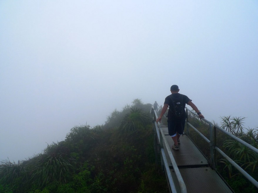 Hawaii, trekking sullo strapiombo