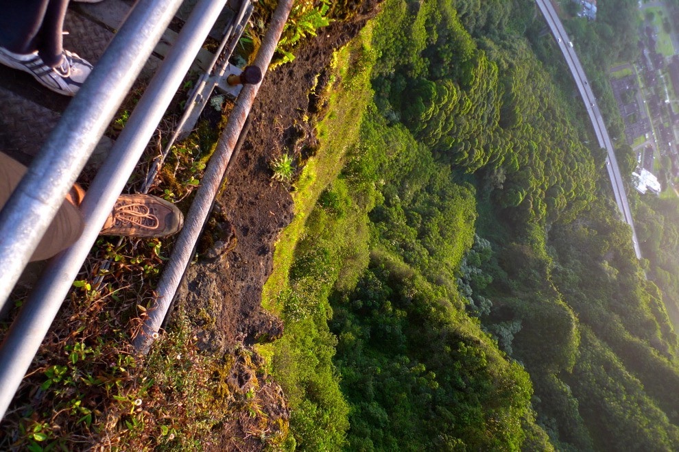 Hawaii, trekking sullo strapiombo