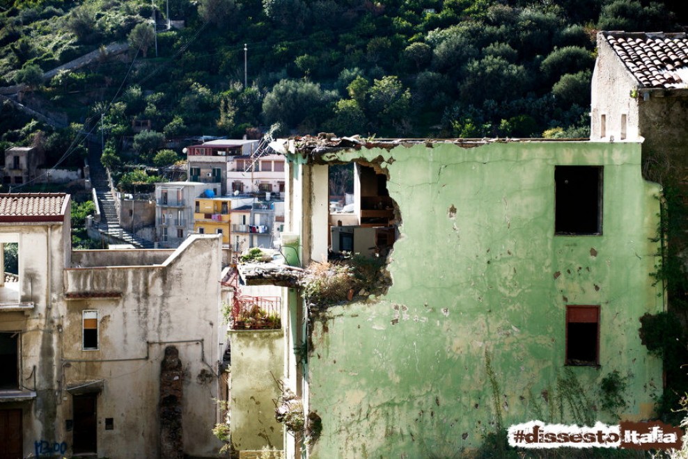 Dissesto Italia, le foto del Paese che frana