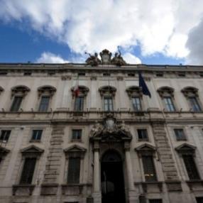 Quelle leggi ideologiche che fanno male al Paese