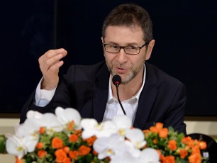 Sanremo, Fazio sbotta: "Basta con la parola 'buonista', mi sono rotto le palle"