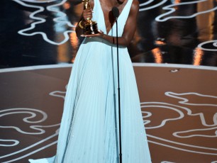 Oscar, "12 anni schiavo" è il miglior film. La regia a Cuaron, attori Blanchett e McConaughey