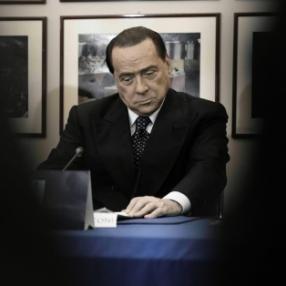 Berlusconi, il mondo capovolto