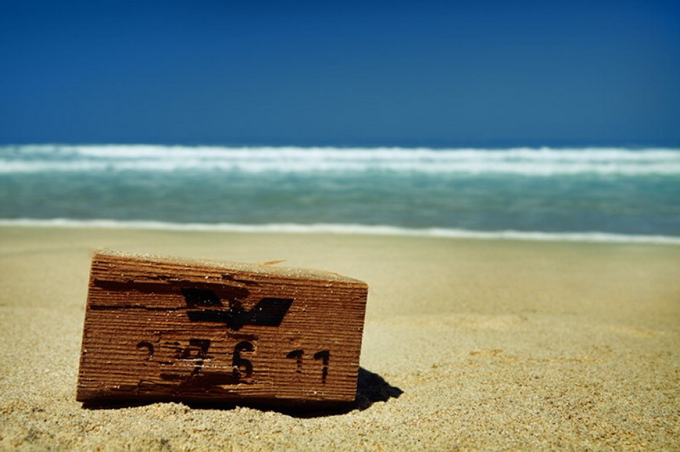 Setacciando la spiaggia: la spazzatura diventa arte