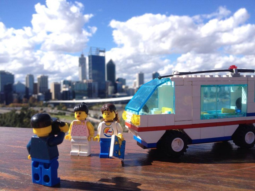 Vacanze di Lego: la cartolina &egrave; un giocattolo