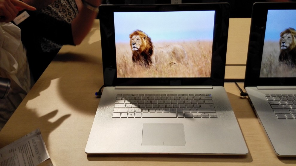 Asus decisa sulla strada dell'ibrido