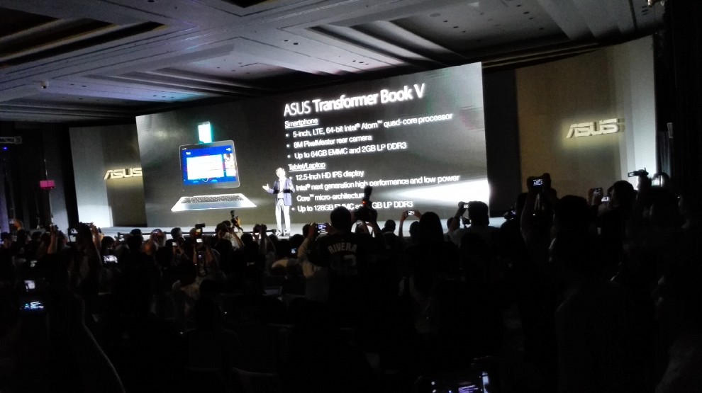Asus decisa sulla strada dell'ibrido
