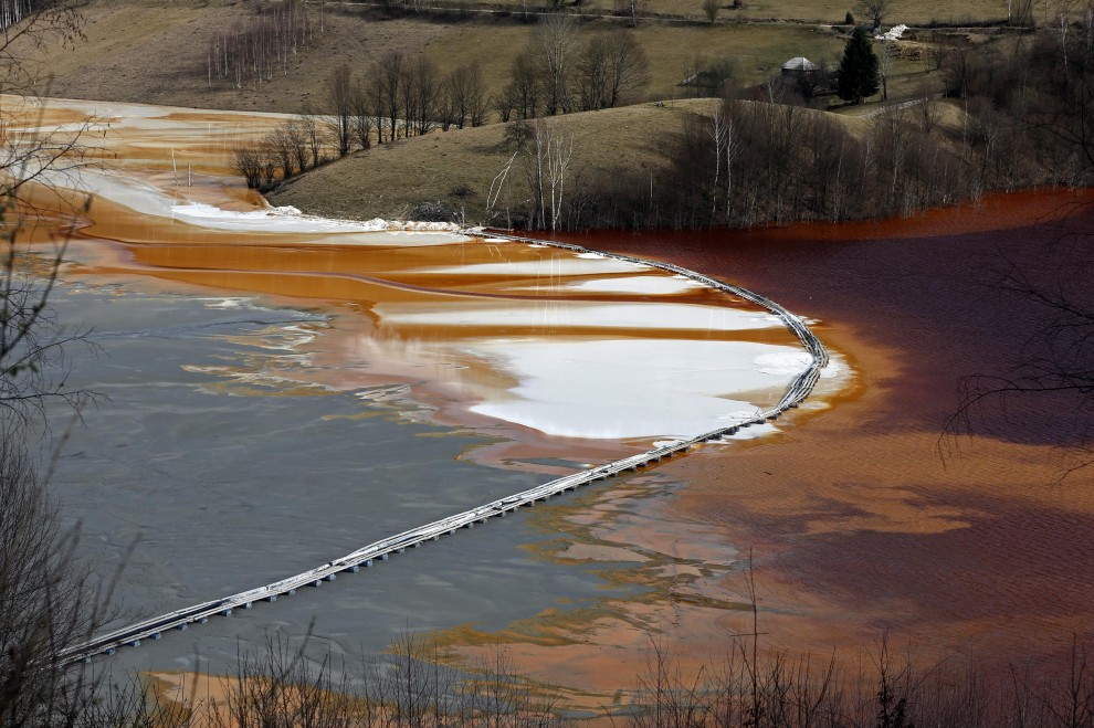 ''Un lago di cianuro'' in Romania: &egrave; l'effetto delle miniere d'oro