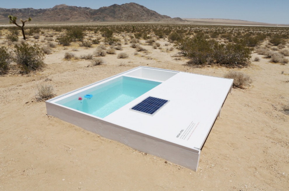 California, sorpresa nel deserto: l'oasi &egrave; una piscina