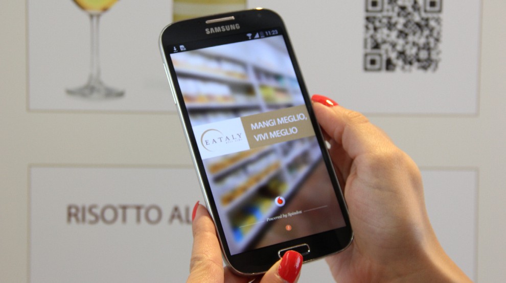Vodafone, dal poster all&rsquo;acquisto on line. Con lo smartphone
