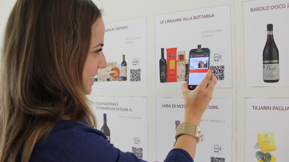 Vodafone, dal poster all&rsquo;acquisto on line. Con lo smartphone
