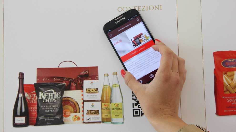 Vodafone, dal poster all&rsquo;acquisto on line. Con lo smartphone