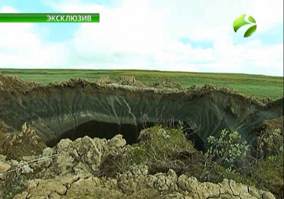 Siberia, il mistero della voragine: scoperti altri due crateri