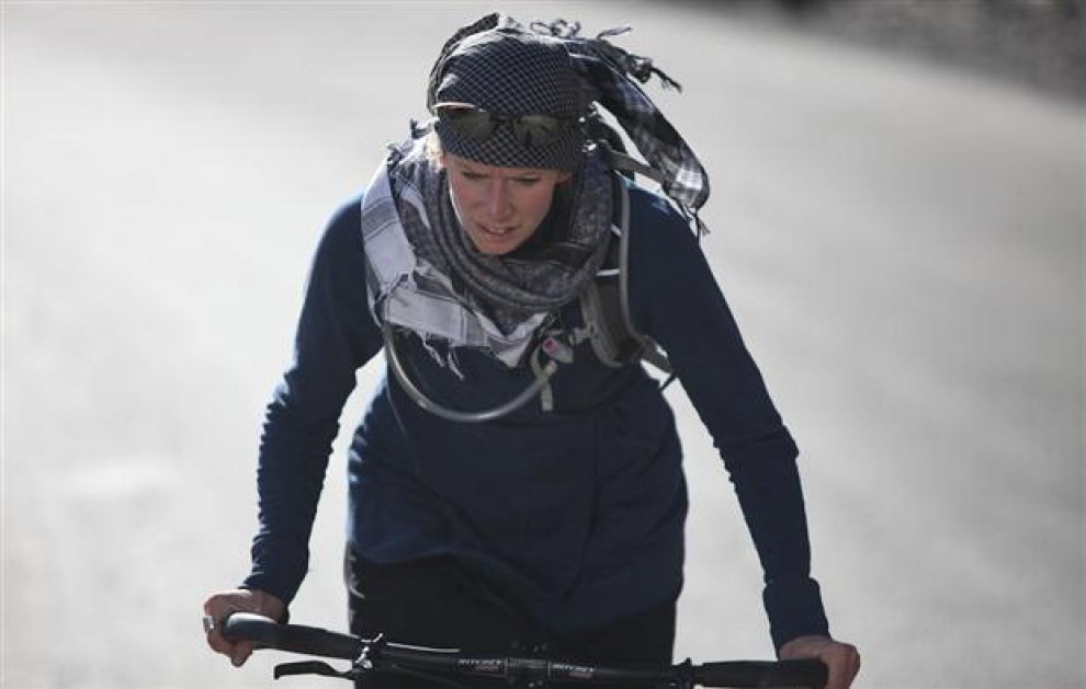 Afghanistan, donne in bici per l'emancipazione
