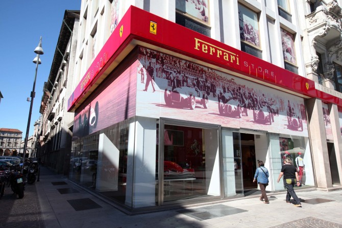 Ferrari f1 shop