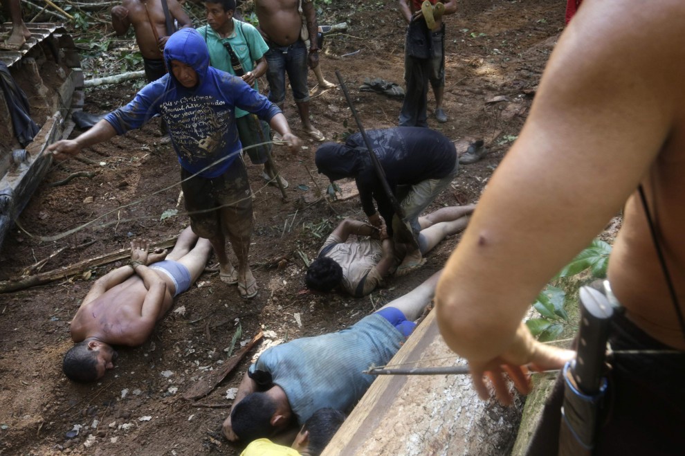 Brasile, i guerrieri dell'Amazzonia contro il disboscamento