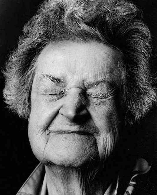 L'identit&agrave; perduta, i volti dell'Alzheimer: il fotoprogetto