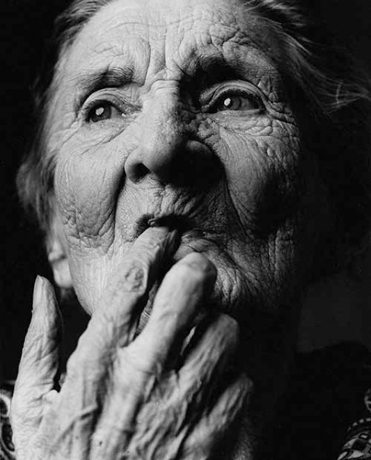 L'identit&agrave; perduta, i volti dell'Alzheimer: il fotoprogetto