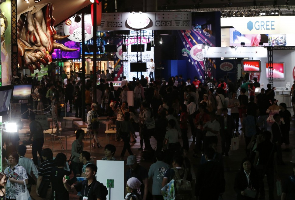 Tokyo Game Show, il fidanzato virtuale con orecchie da gatto