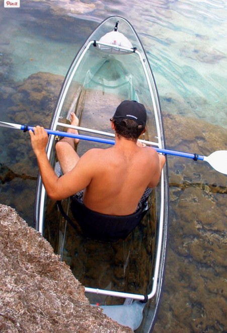 Remare col fondale a vista: il kayak &egrave; trasparente